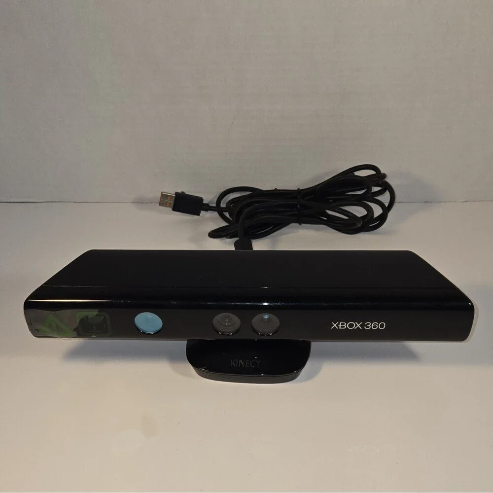 Microsoft Xbox 360 Kinect Motion Camera Sensor MPN 1414 Wired Glossy Black
